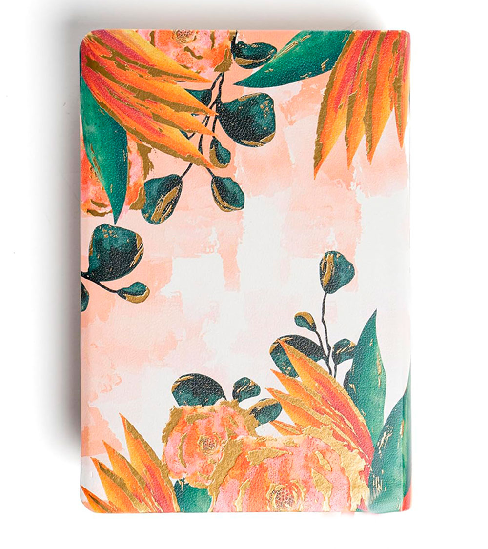 Biblia devocional para mujeres Centrada en Cristo RVR 1960 - Piel imitación - Image 2