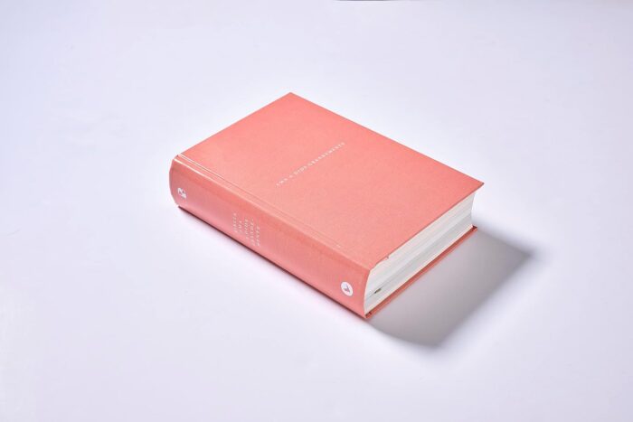 Biblia Ama a Dios Grandemente NBLA - Tapa Dura - Image 3