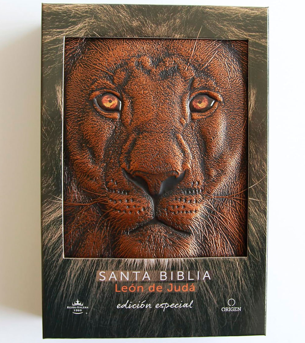 Biblia Letra Grande Tamaño Manual – RVR 1960 Tapa Dura Leon de Juda Bronce